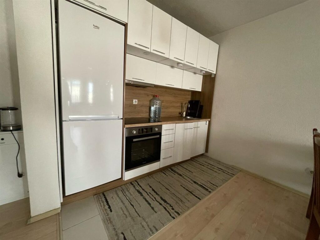 Banese e mobiluar (4)