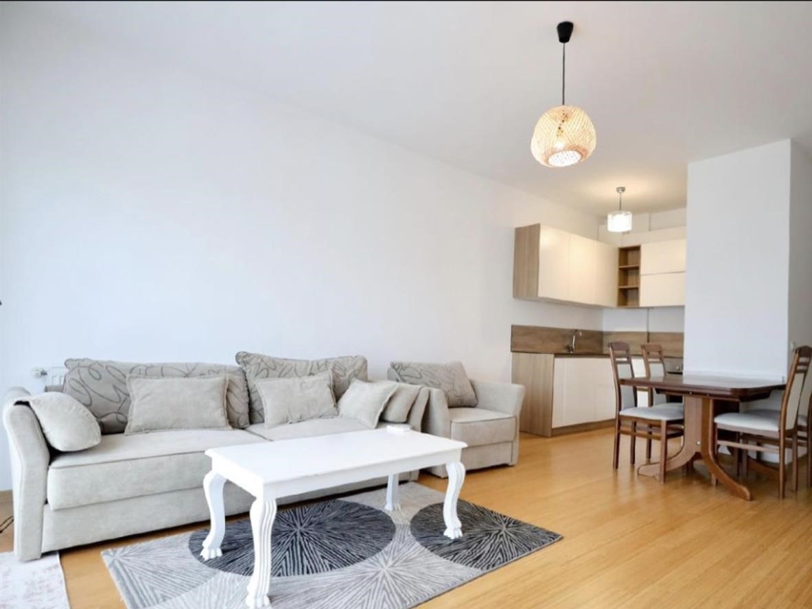 Ipet me qira banesa ne arberi perballe abasades us