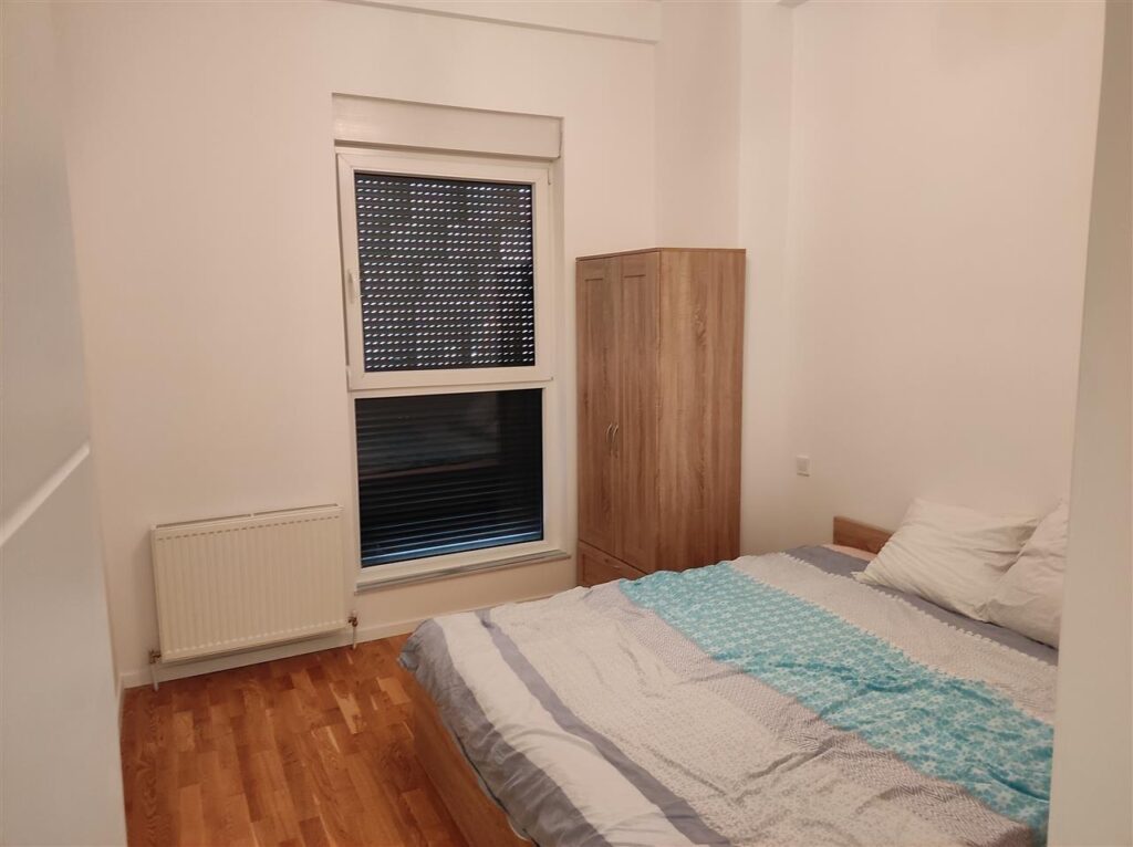 Ipet Banesa Me Qera (2)