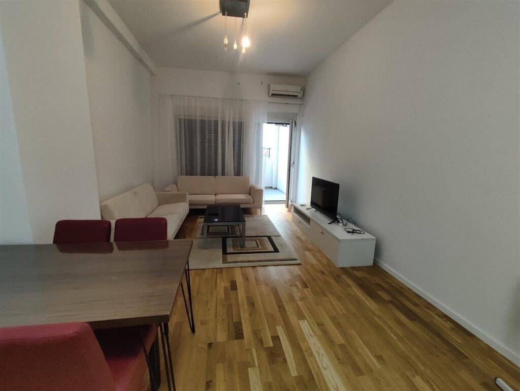 Ipet Banesa Me Qera (6)