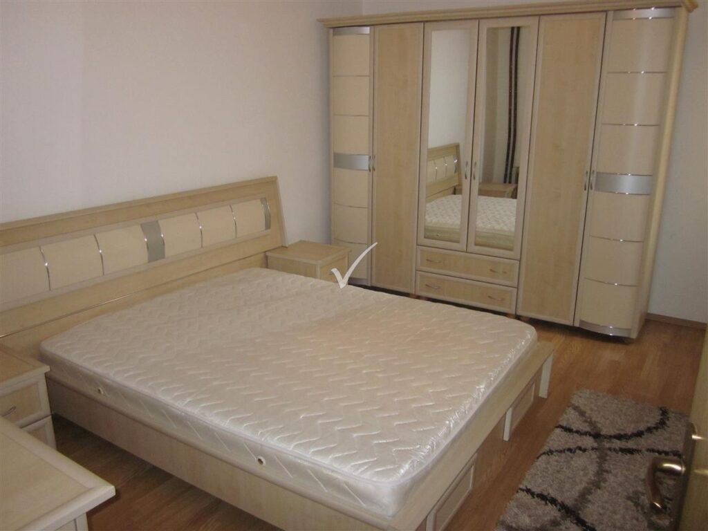 Ofrohet banesa me qera në lagjen e muhagjerëve përball hot 1