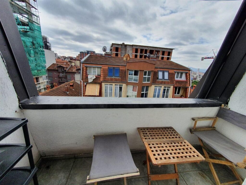 Banes me qera parku i prishtines (6)