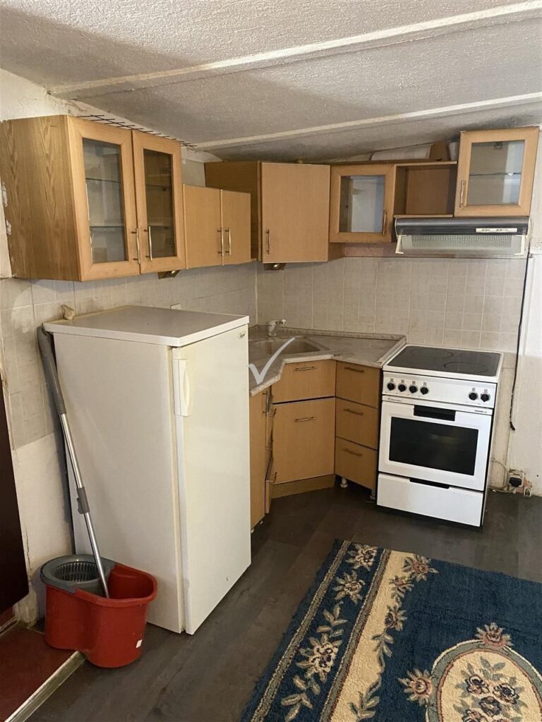 Banese per qeradhenje 3 rotated