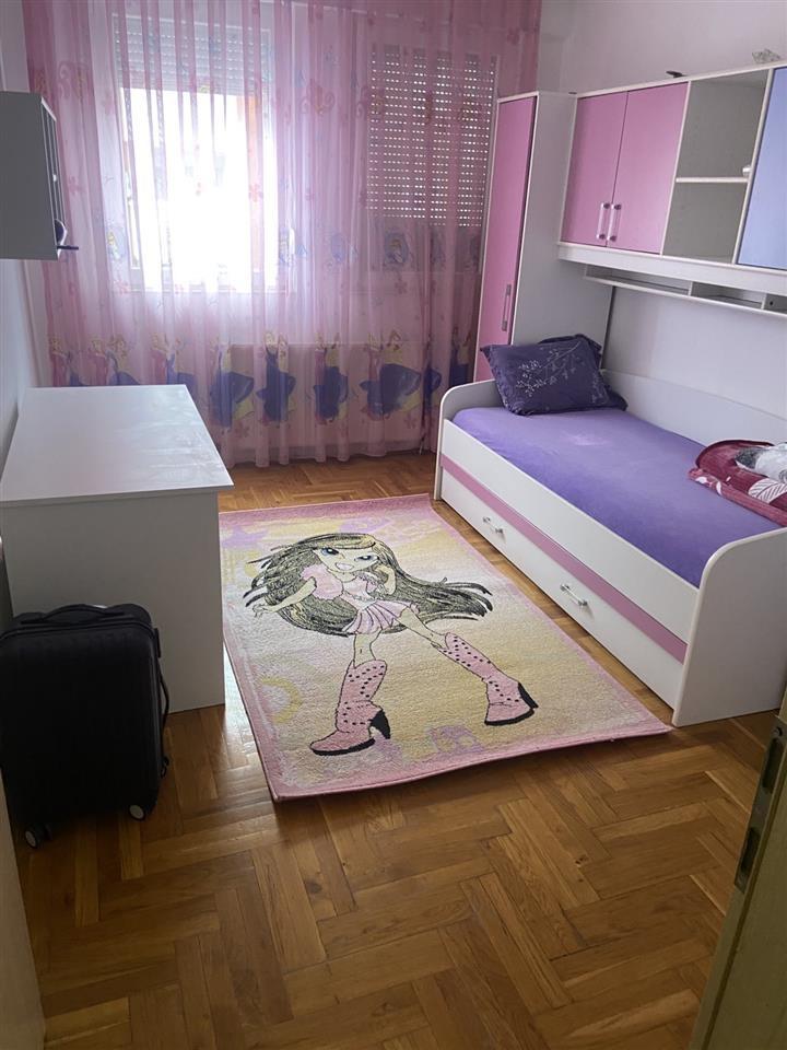 Banesa me qira te lagja e spitalit te shkolla pavaresia (4)