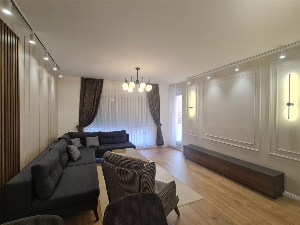 Banese me qira te rruga c