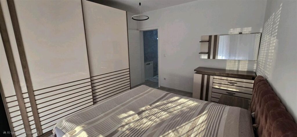 Banesa ne shitje ndertim nga britania home (6)