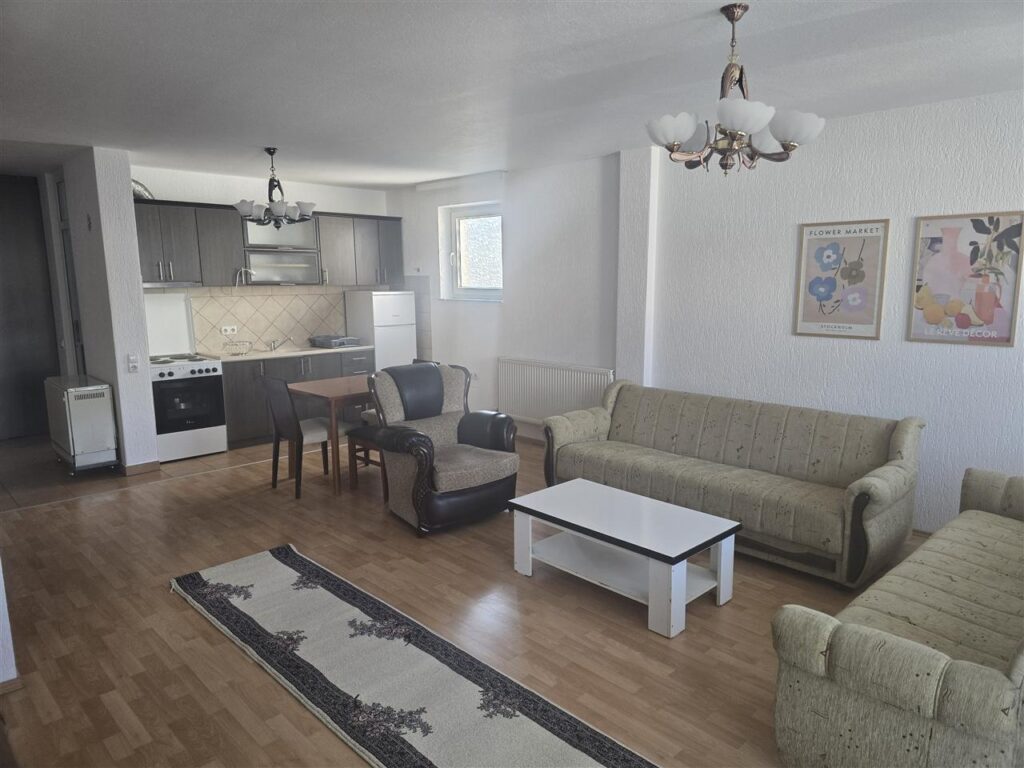 Banese me qera ne b diellit afer xhambazeve 4