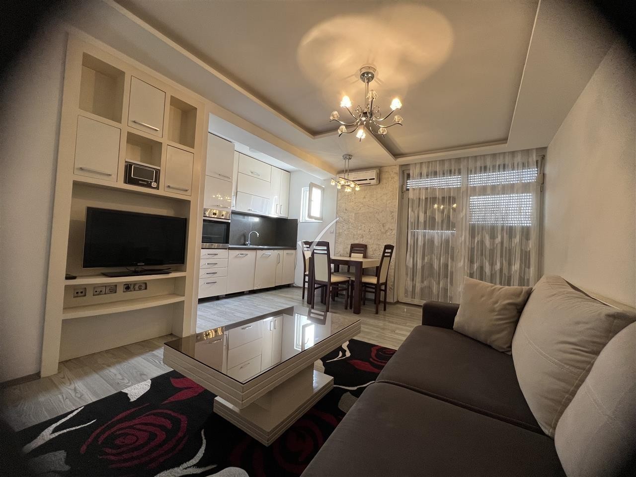 Banese me qira ne ulpiane a4 8