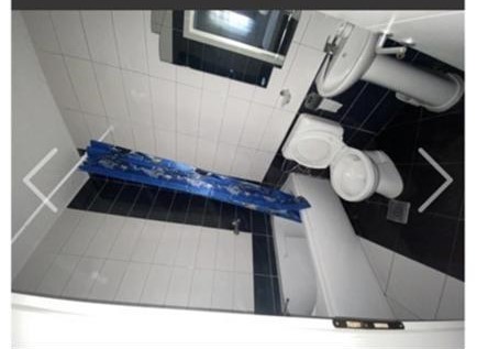 Shitet banesaa ne fushkosove (4)