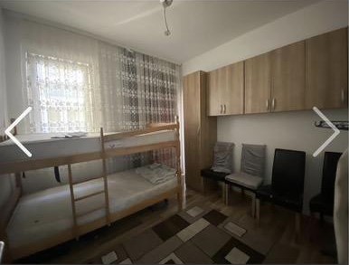 Shitet banesaa ne fushkosove (5)