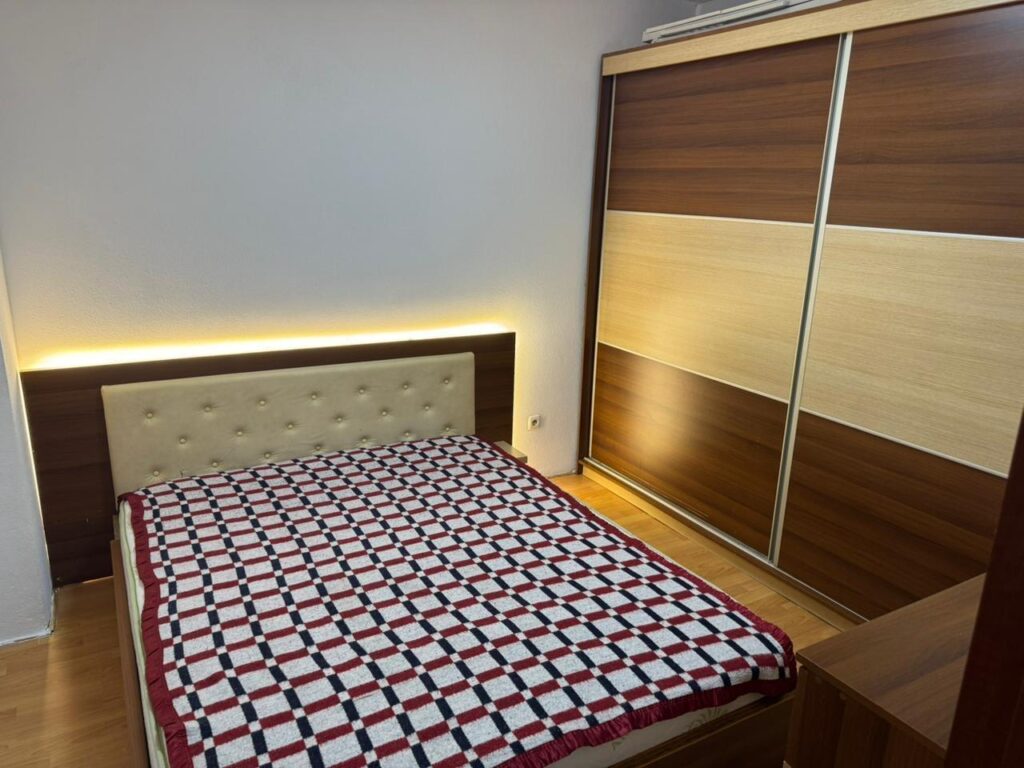 Banes me qera ne prishtine (1)