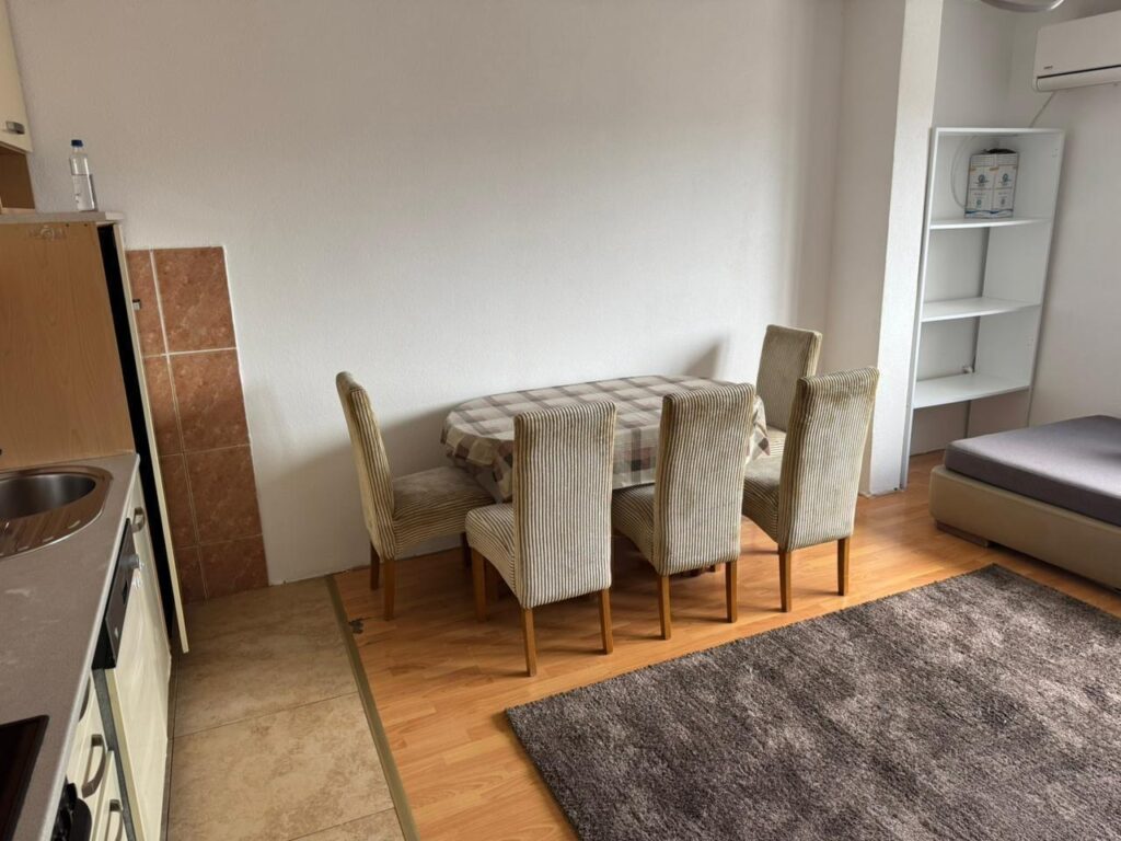 Banes me qera ne prishtine