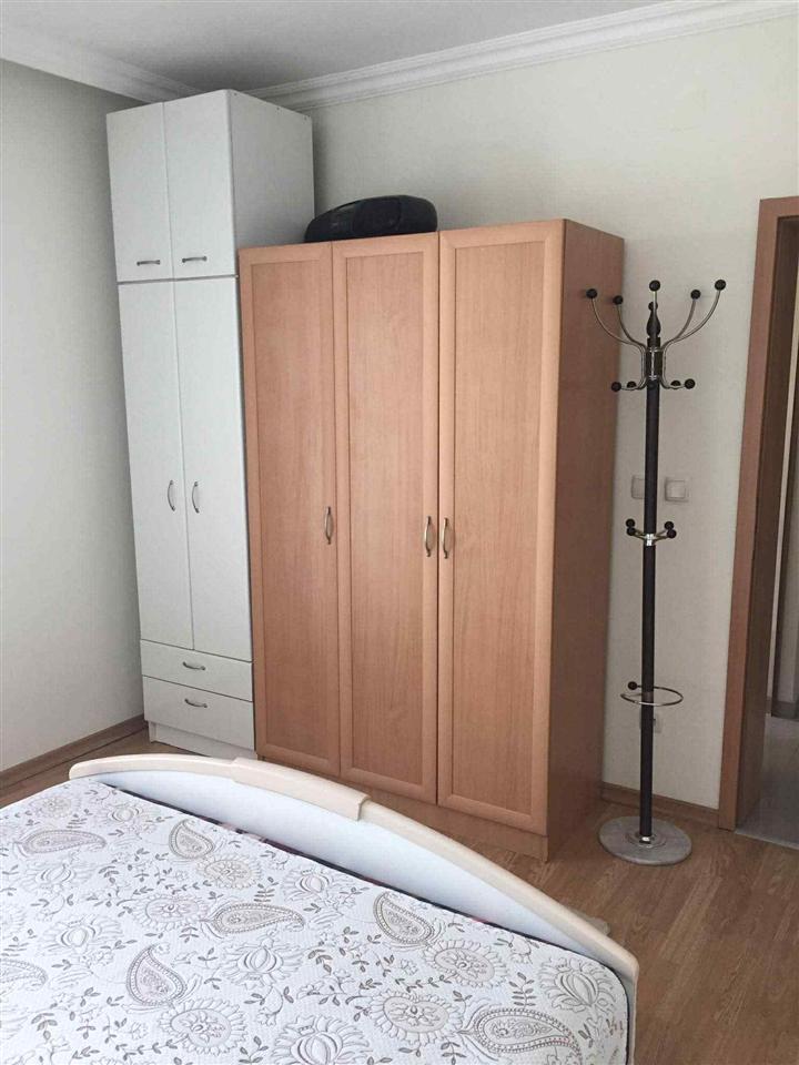 Banes me qera ne qender (4)