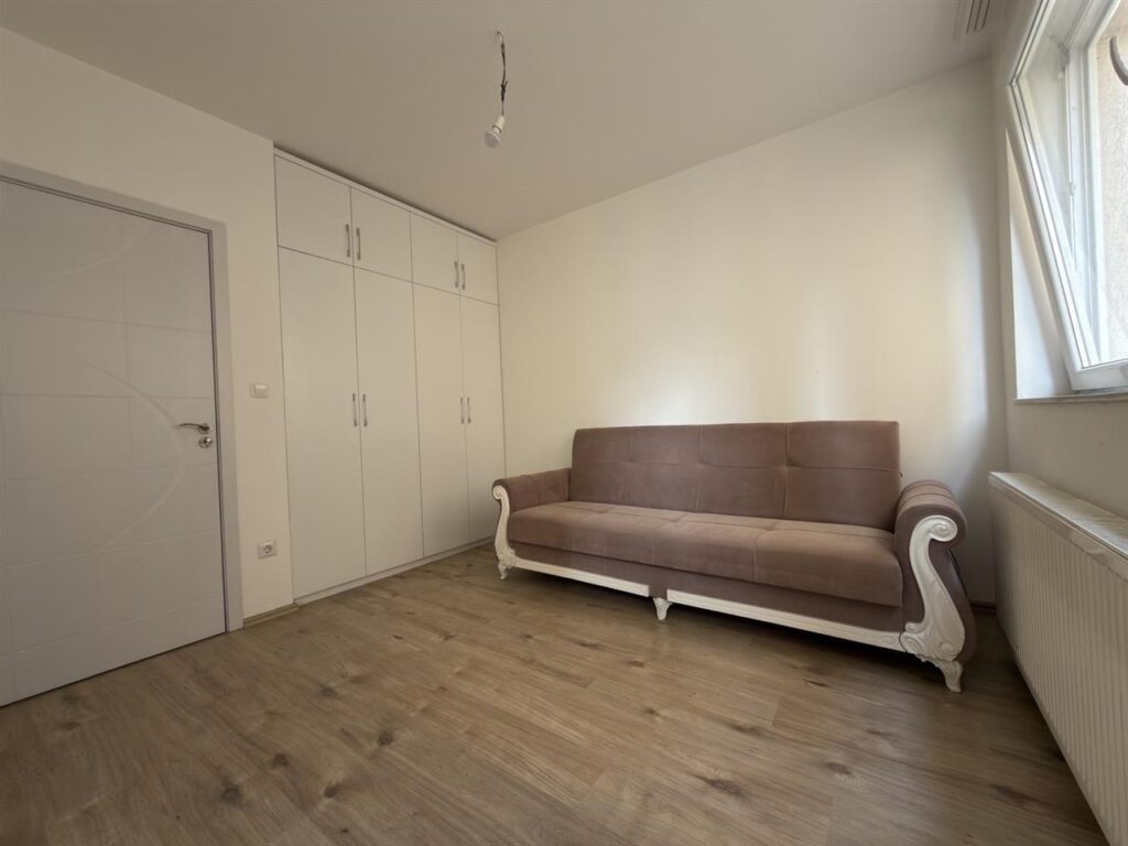 Banese e mobiluar me flete poseduse (7)