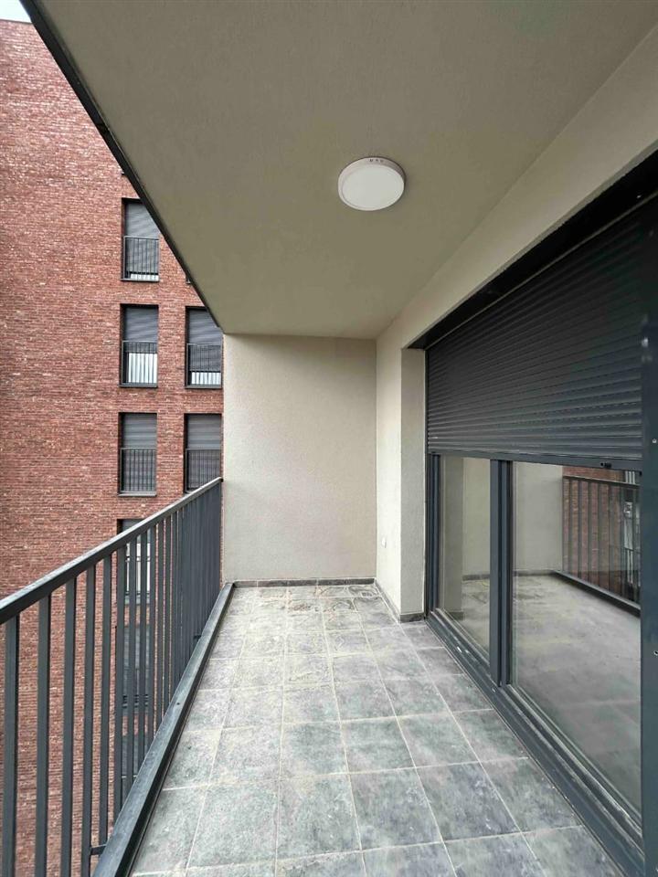 Banese me qera afer qkuk