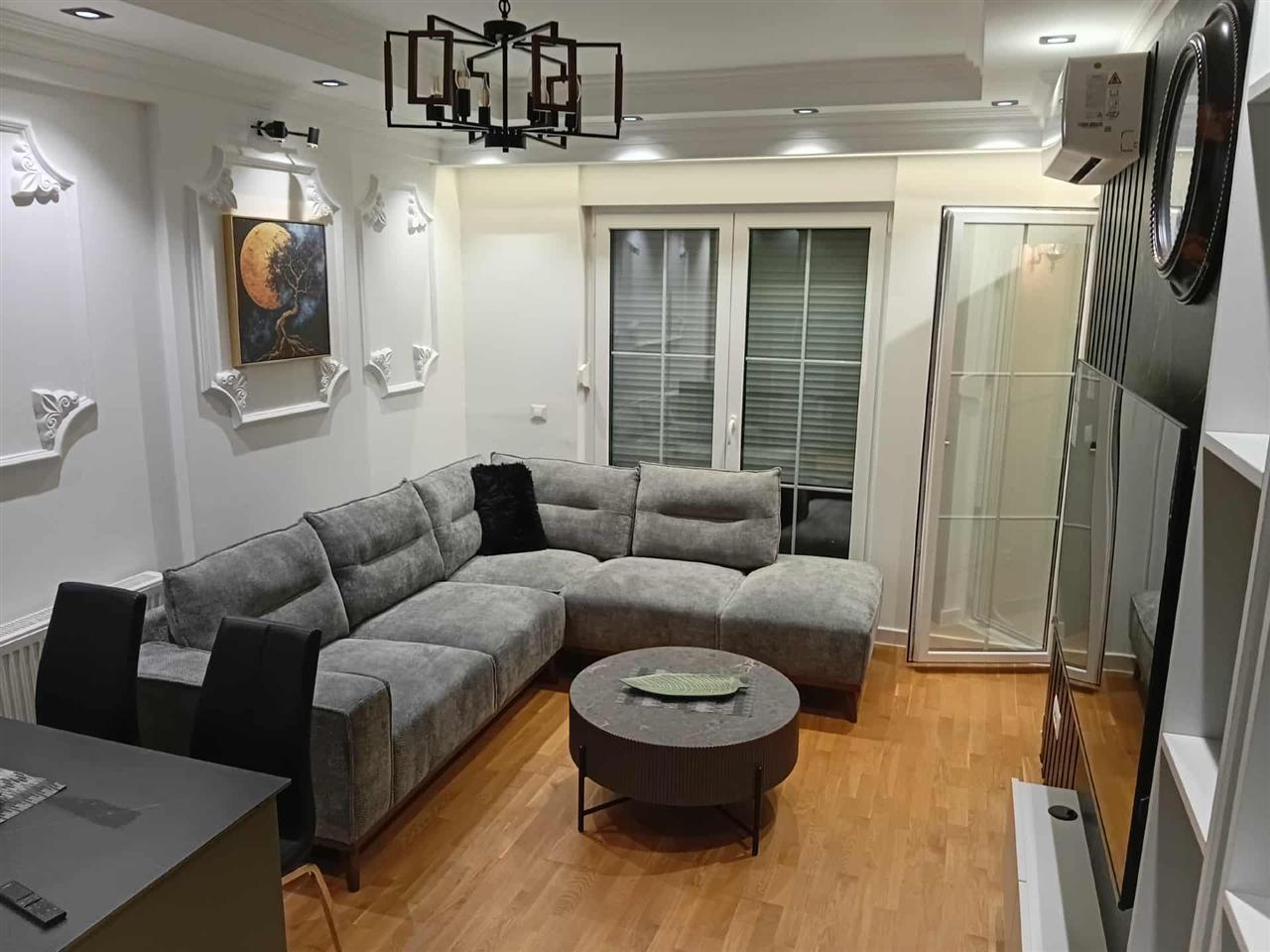 Jepet me qera banesa