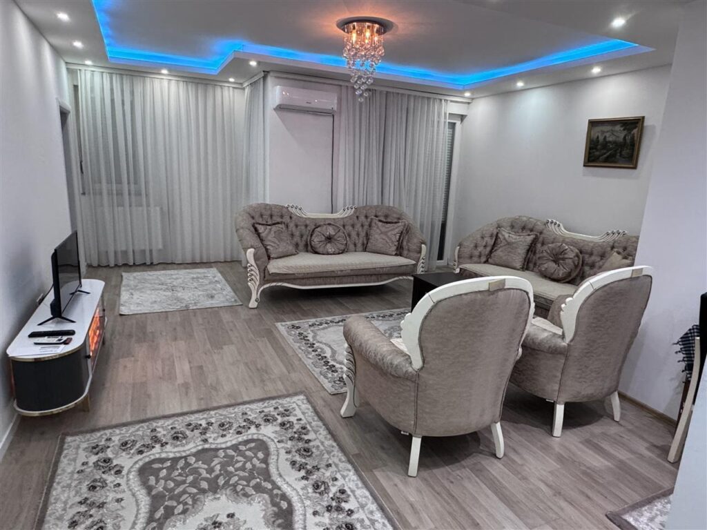 Leshohet me qera (1)