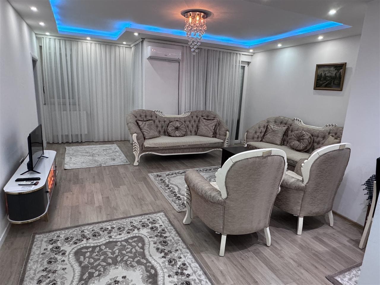 Leshohet me qera (1)