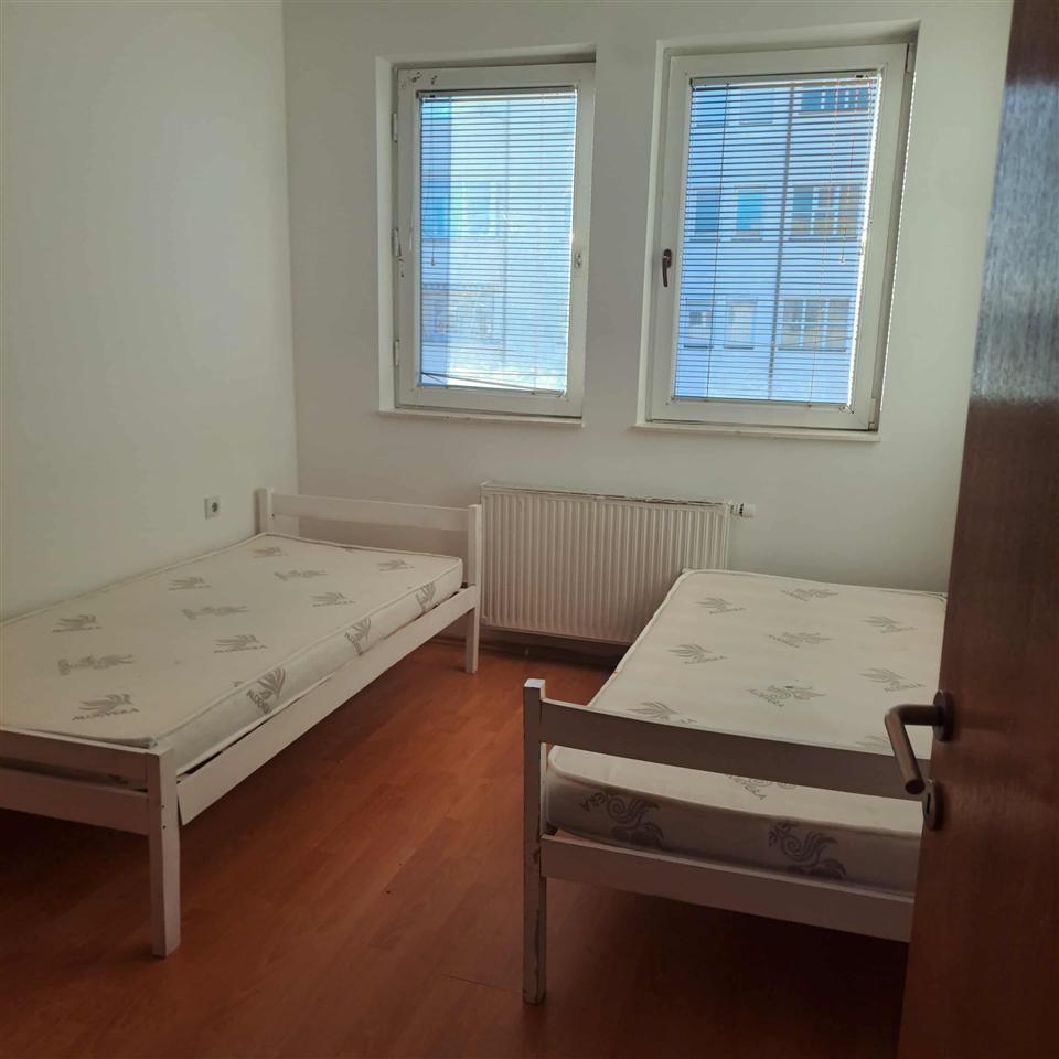 Leshoj banesen 1 dhome plus sallon te 13 katshja bregu diell (1)