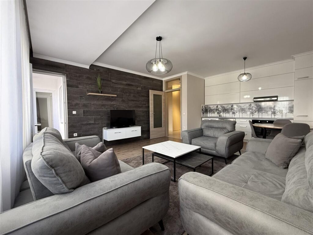 Shitet banesa ne lagjen tophane