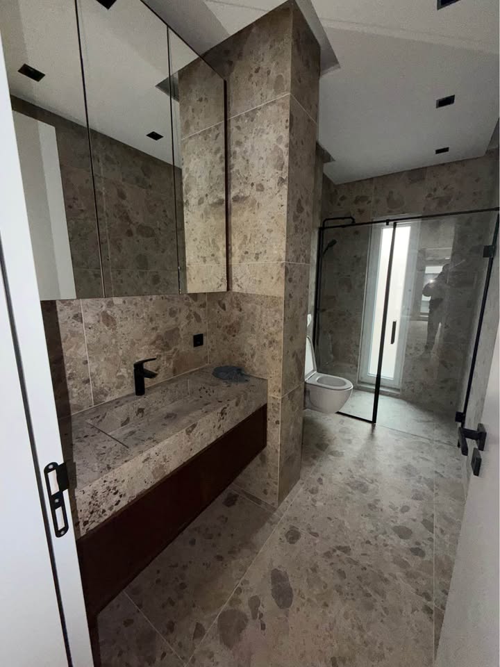 597035607 1123091356360532 8941798022510803362 n