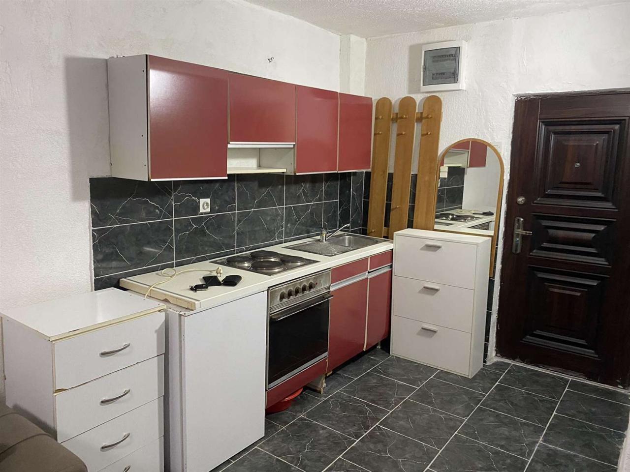 Banes me qera ulpian (1)