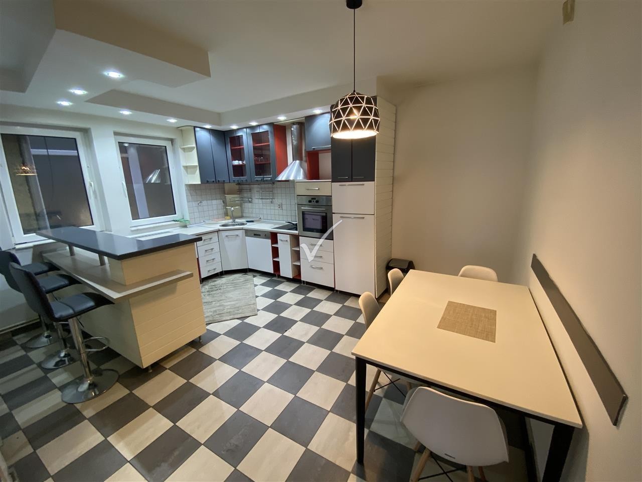 Banes me qira ne lagjen aktash 3