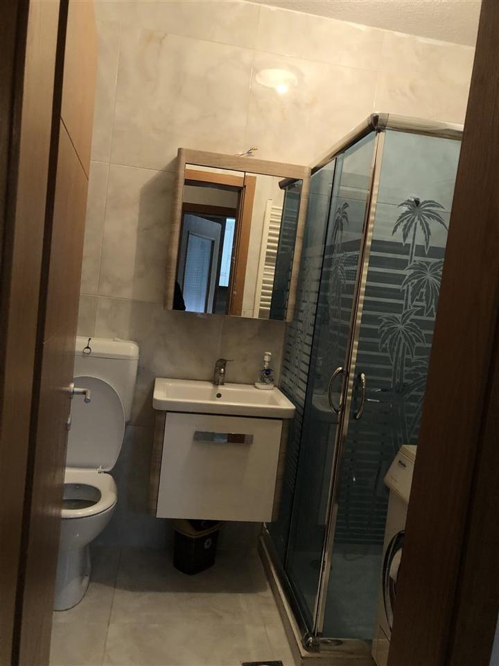 Banesa ipet me qira 70m2 (3)