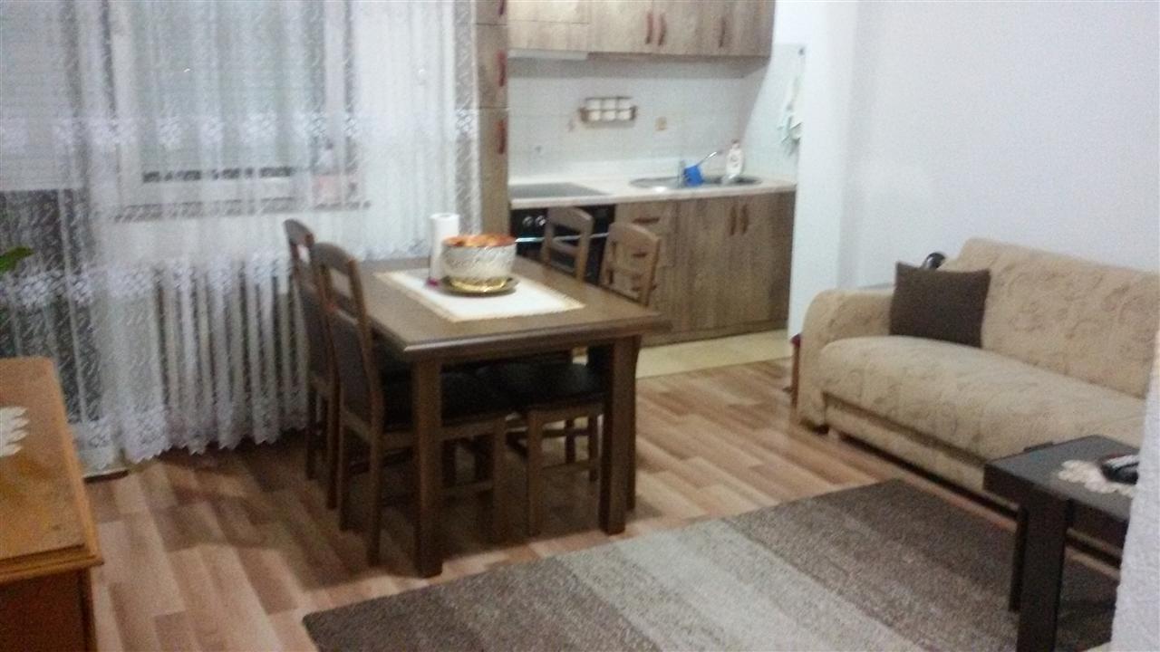 Banese ne shitje ne ulpiane (1)