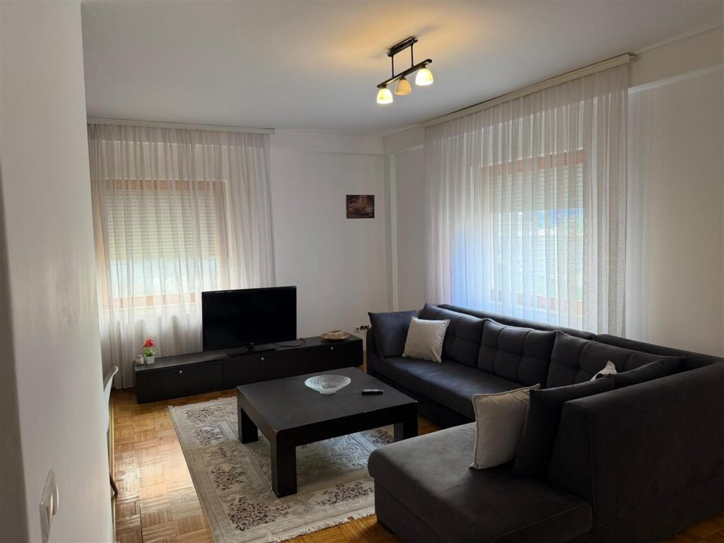 Leshohet banesa me qira (7)