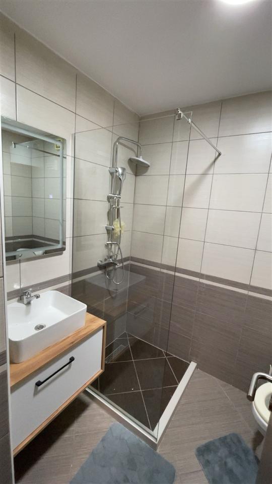 Leshohet me qera banesa ne fushekosove (5)