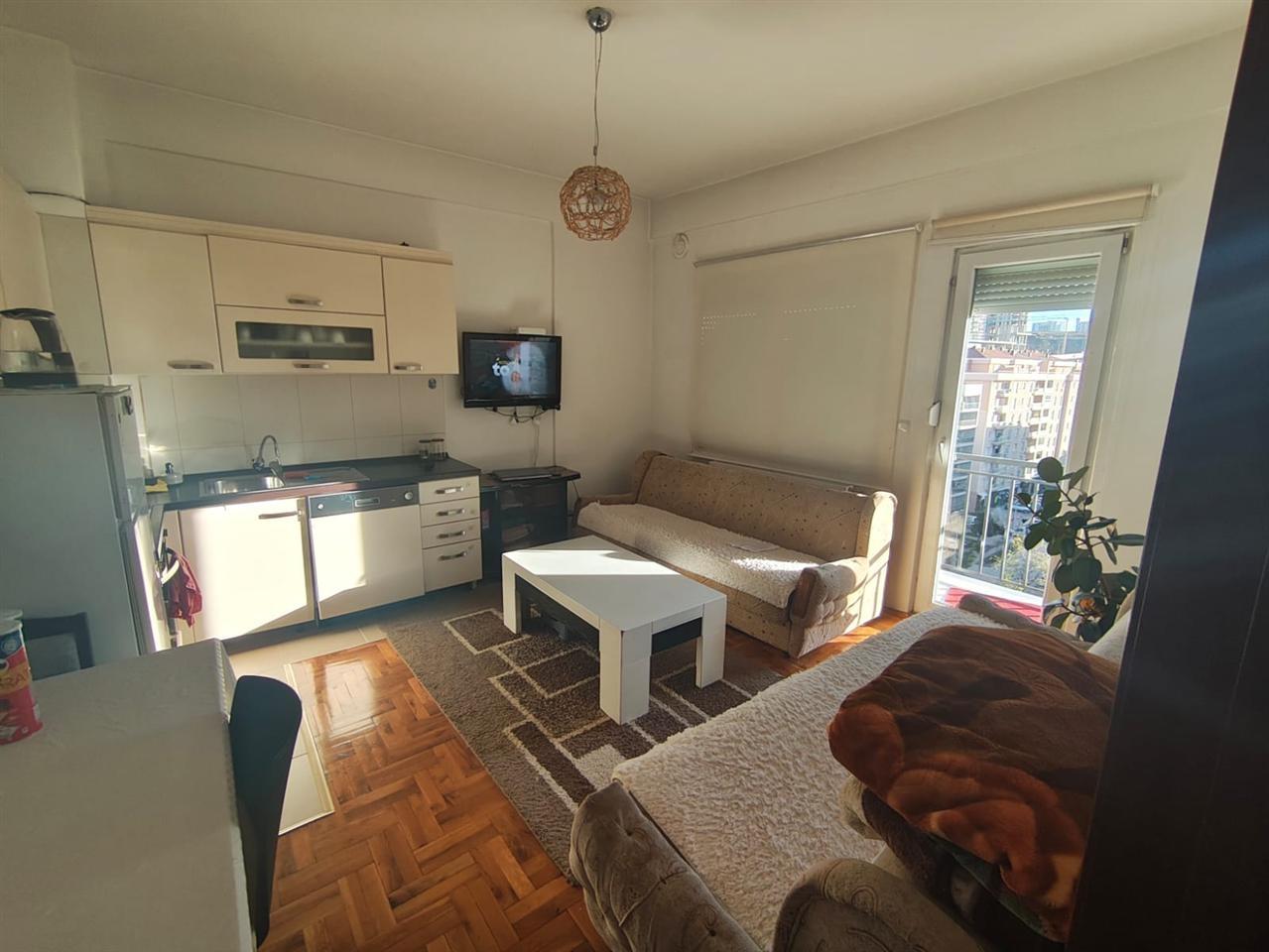 Shitet banesa 60 m ne emshir kalabri (3)