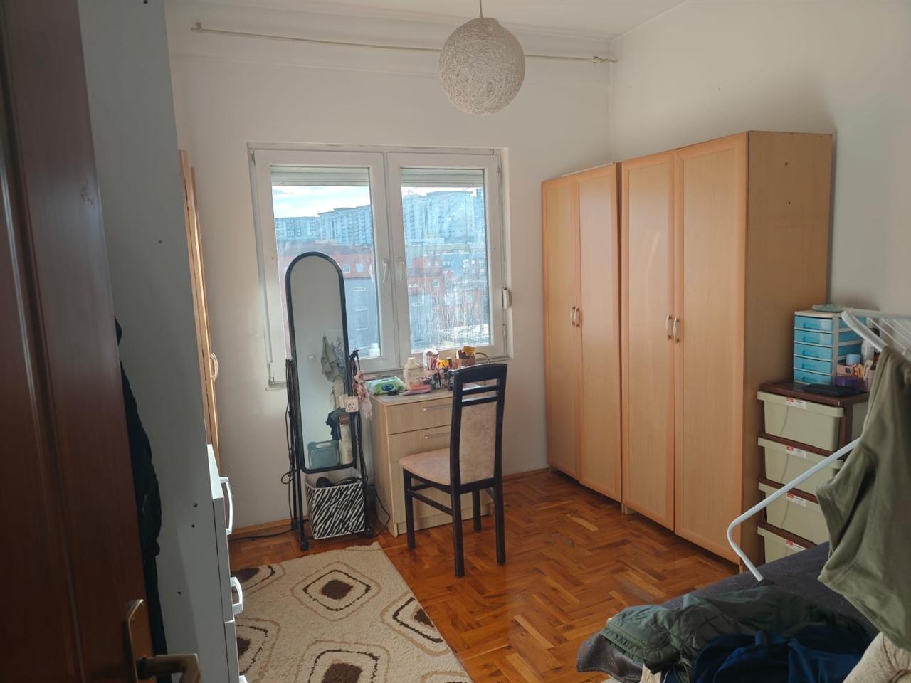 Shitet banesa 60 m ne emshir kalabri