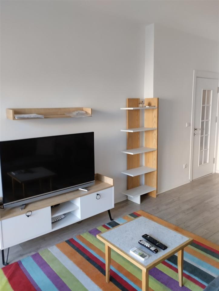 Banese me qera 58 6m2 rruga c