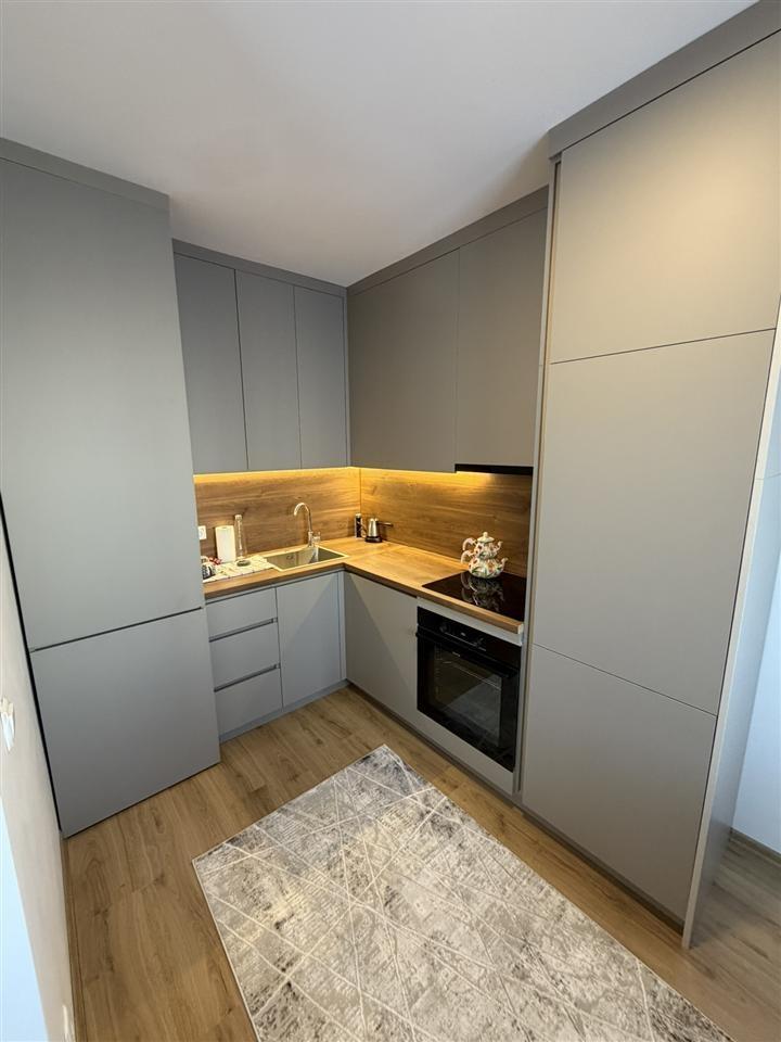 Banese me qera ne fushe kosove (2)