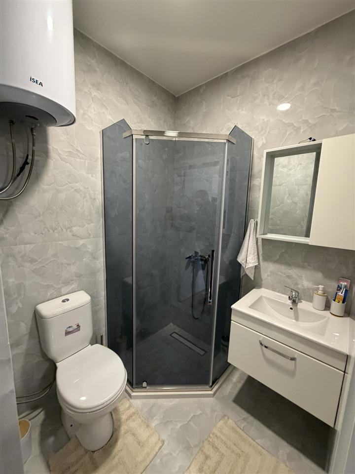 Banese me qera ne fushe kosove (5)