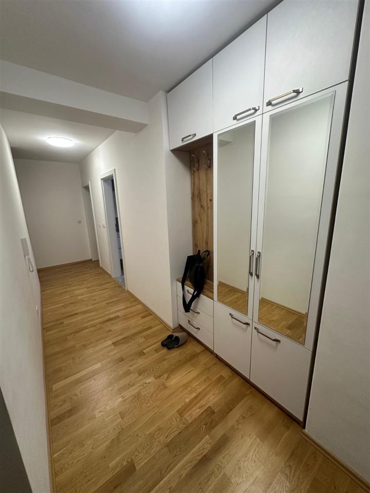 Jepet banesa me qira (7)