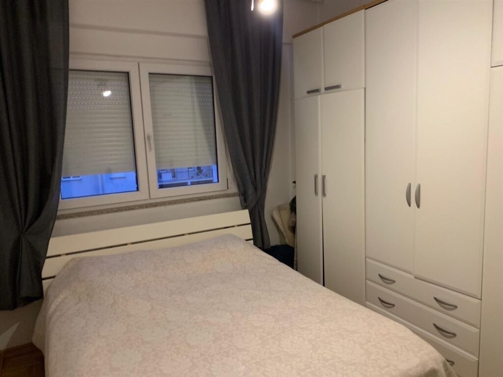 Leshohet banesa me qera ne lagjen emshir prishtine