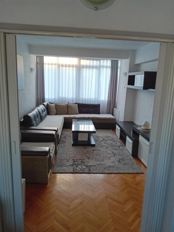 Ofrohet me qira banesa 60m ne ulpiane (3)