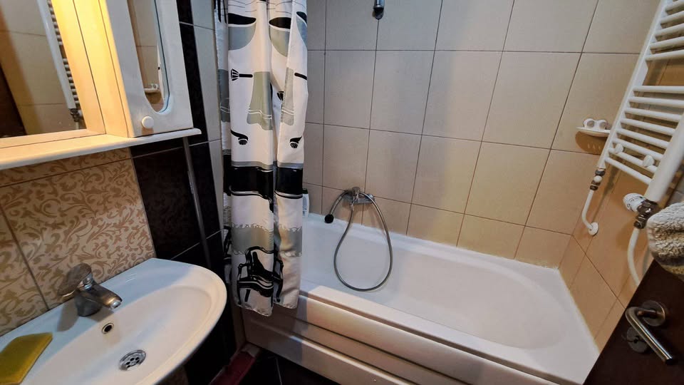 623377889 1268030141845535 7143690647768306645 n