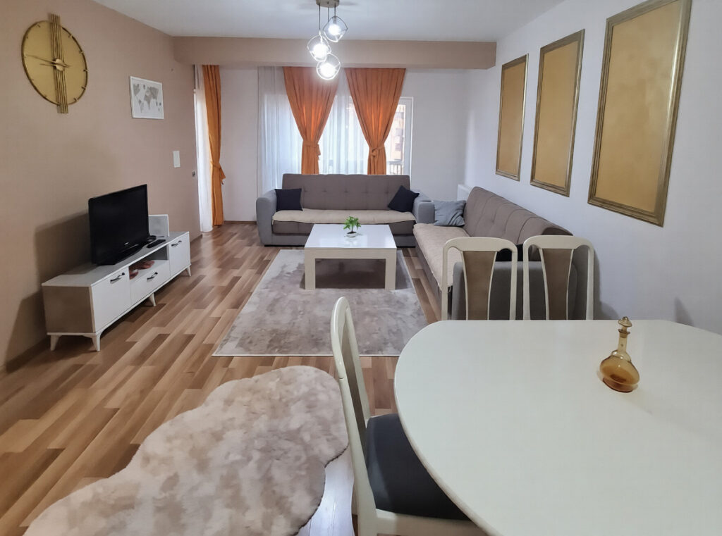 629290309 122211748394506001 167938635184954110 n