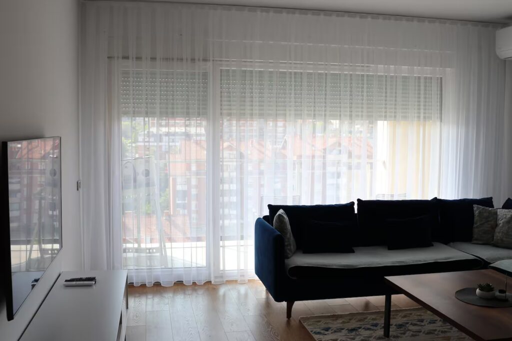 93bd735f ef74 40a8 8e4a b9faddfdfbdf