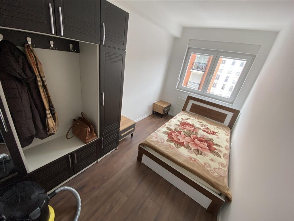 Banes me qera Prishtine