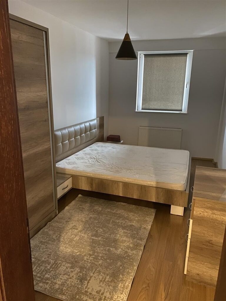 Banes me qera te gjimnazi sami frasheri 4 rotated