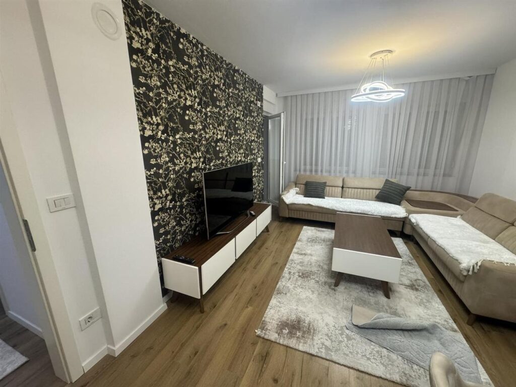 Banes me qira ne lakrisht (1)