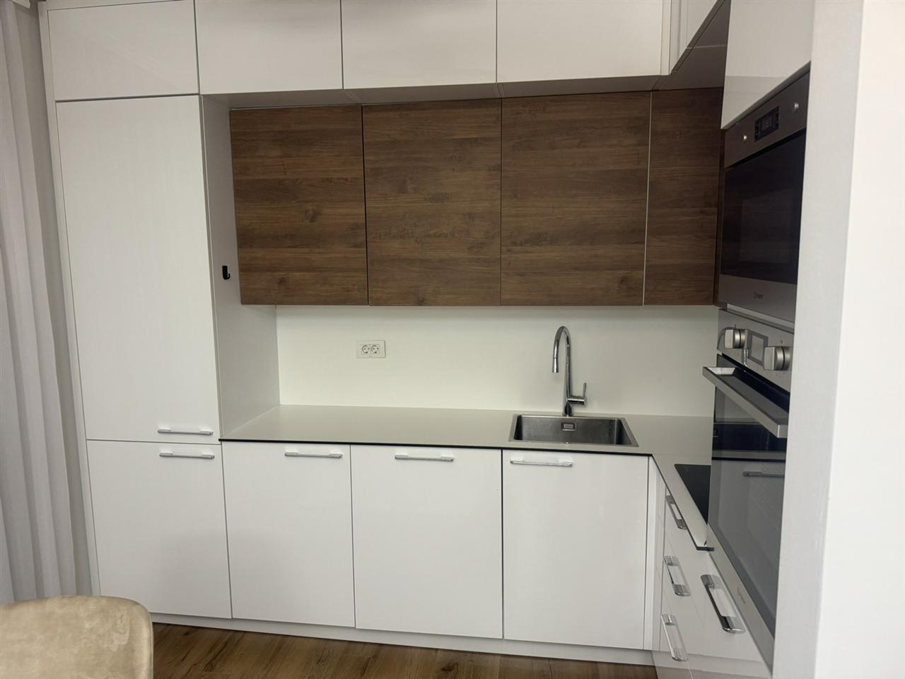 Banes me qira ne lakrisht (4)