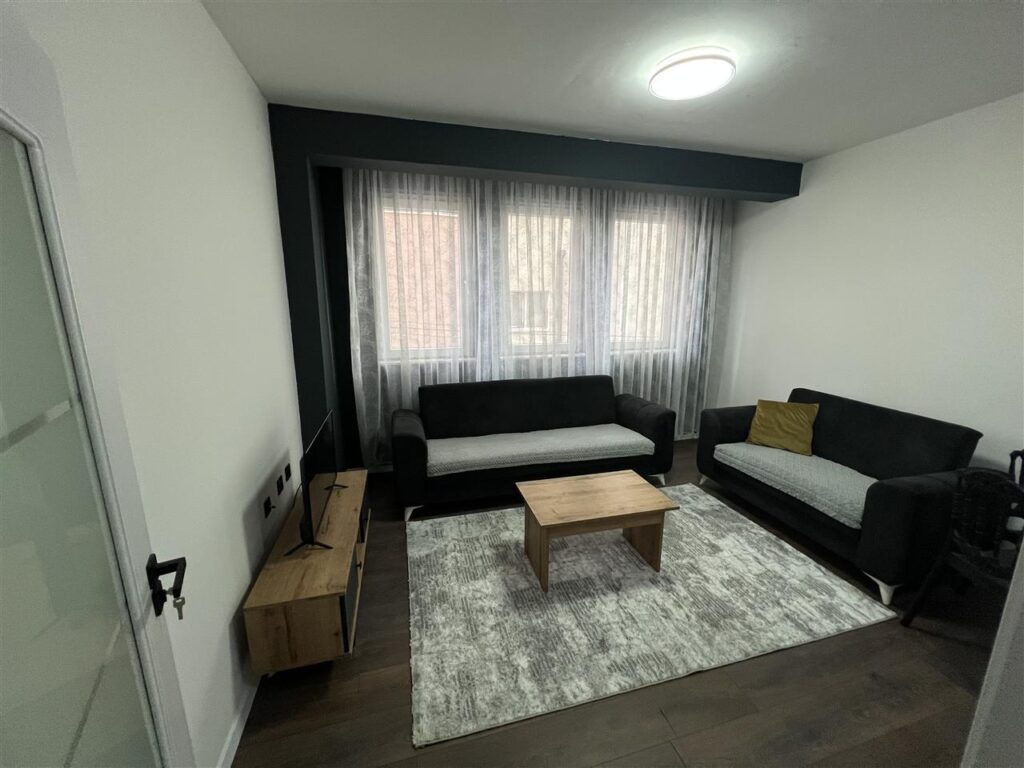 Banesa me qera kati par fushkosov