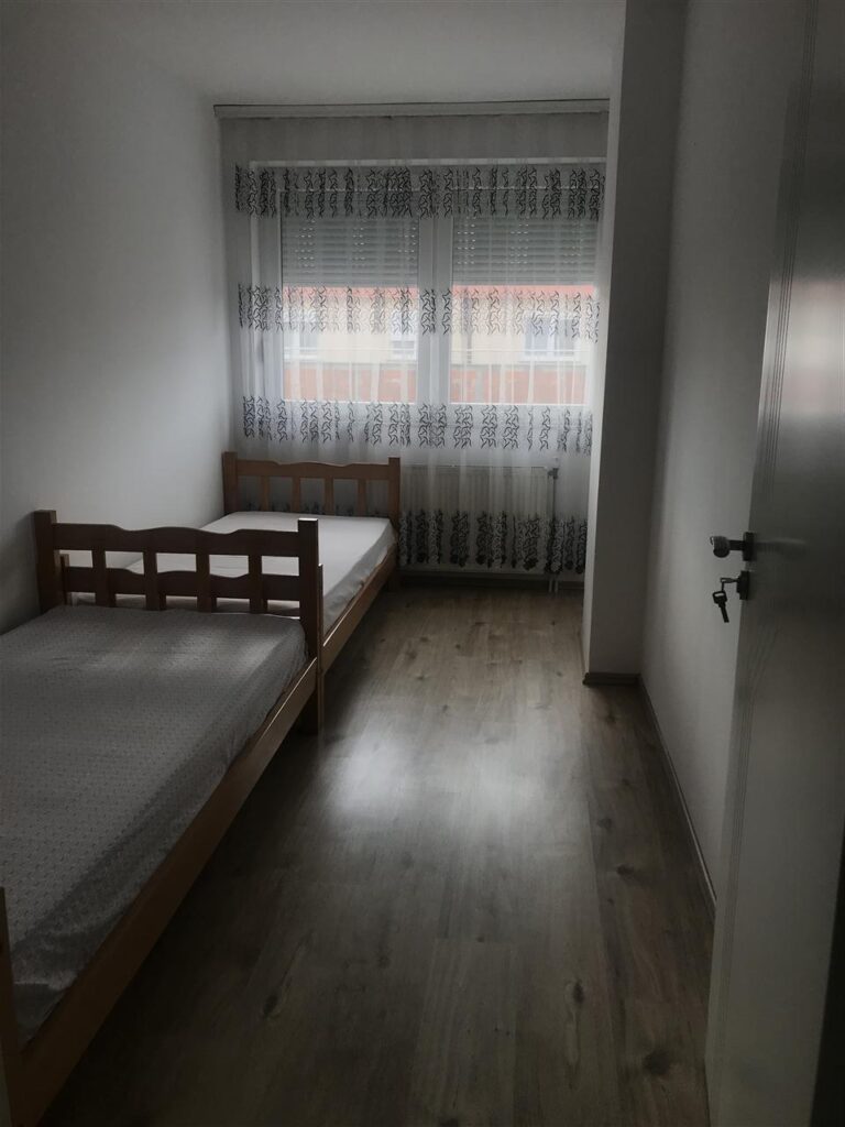 Banesa ne shitje (7)