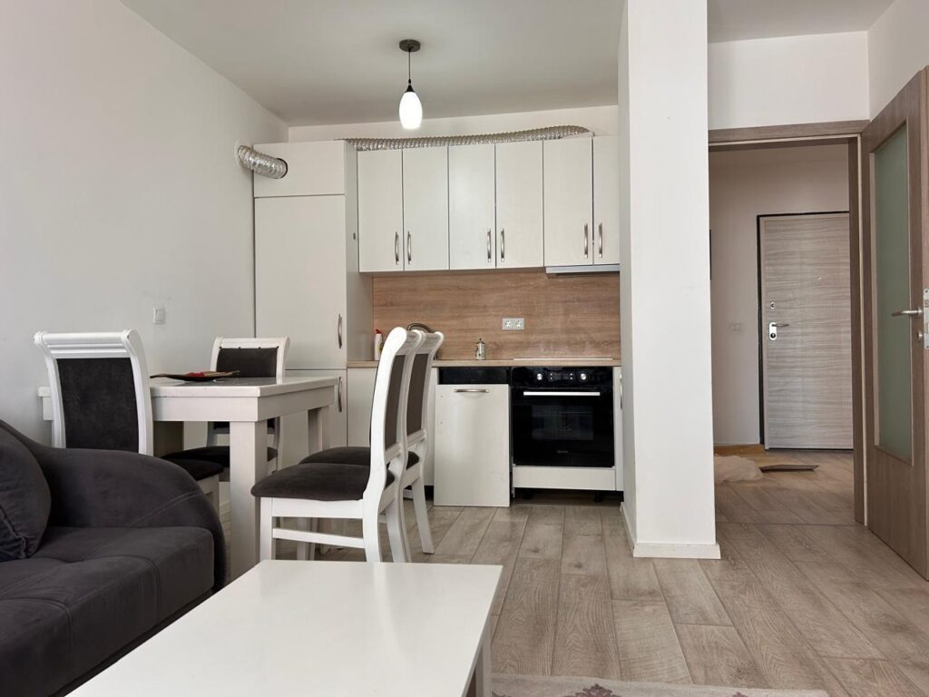 Banese me qira 2+1 me 2 banjo prane shkolles pavaresia (1)