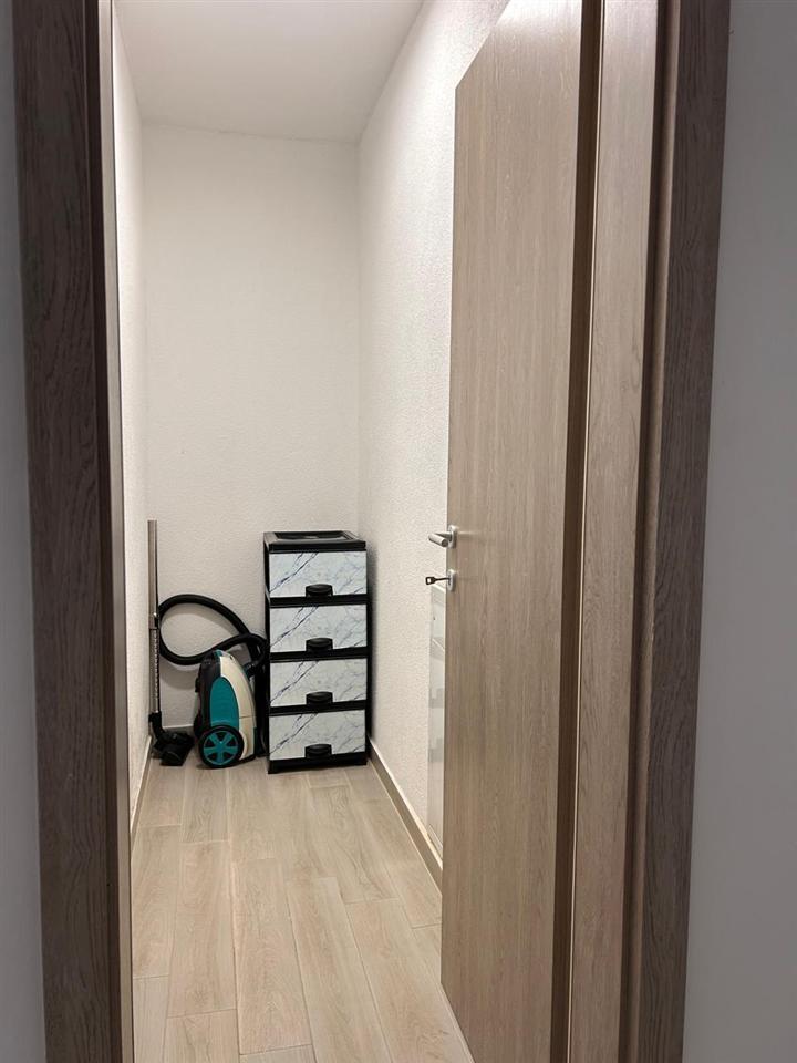 Banese me qira 2+1 me 2 banjo prane shkolles pavaresia (7)